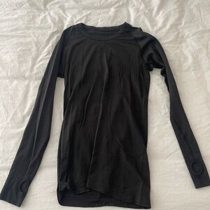 Lululemon Swiftly Tech long sleeve size 8